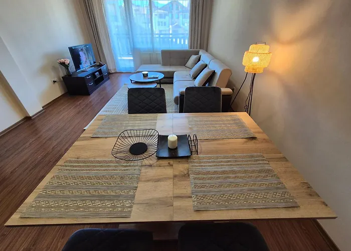 Melania In Complex Royal Towers Bansko