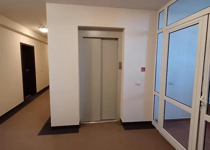 Melania In Complex Royal Towers Apartment