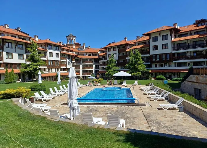 Melania In Complex Royal Towers